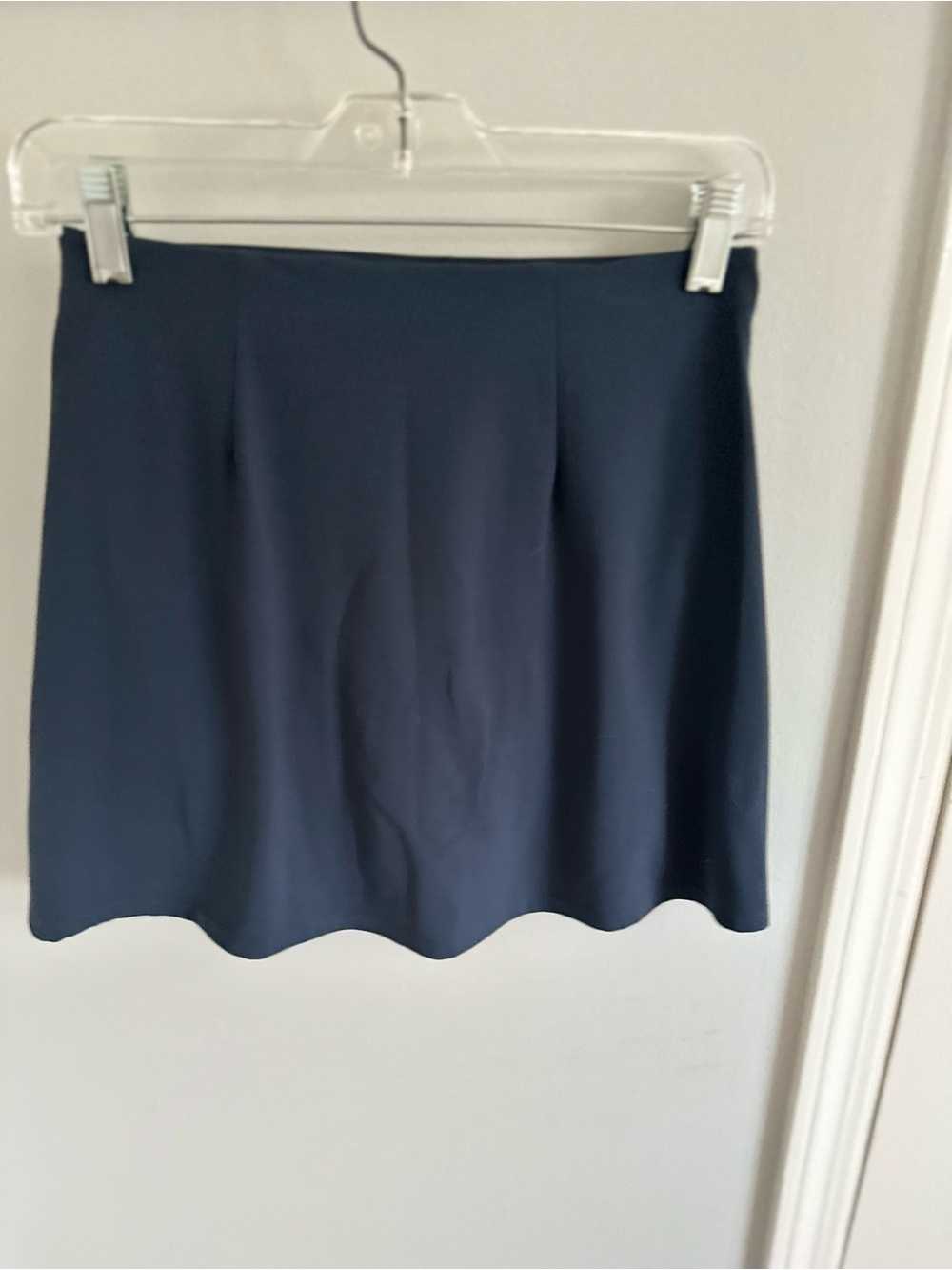 Old Navy Navy Scallop-Hem Mini Skirt
